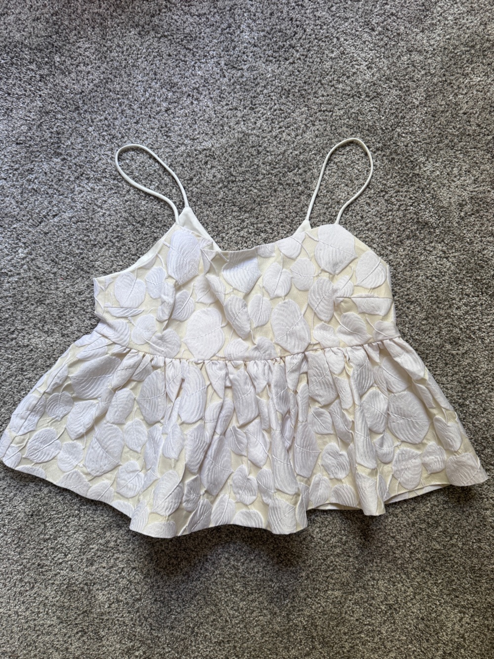Textured Floral Peplum Tank Top - Cream/White